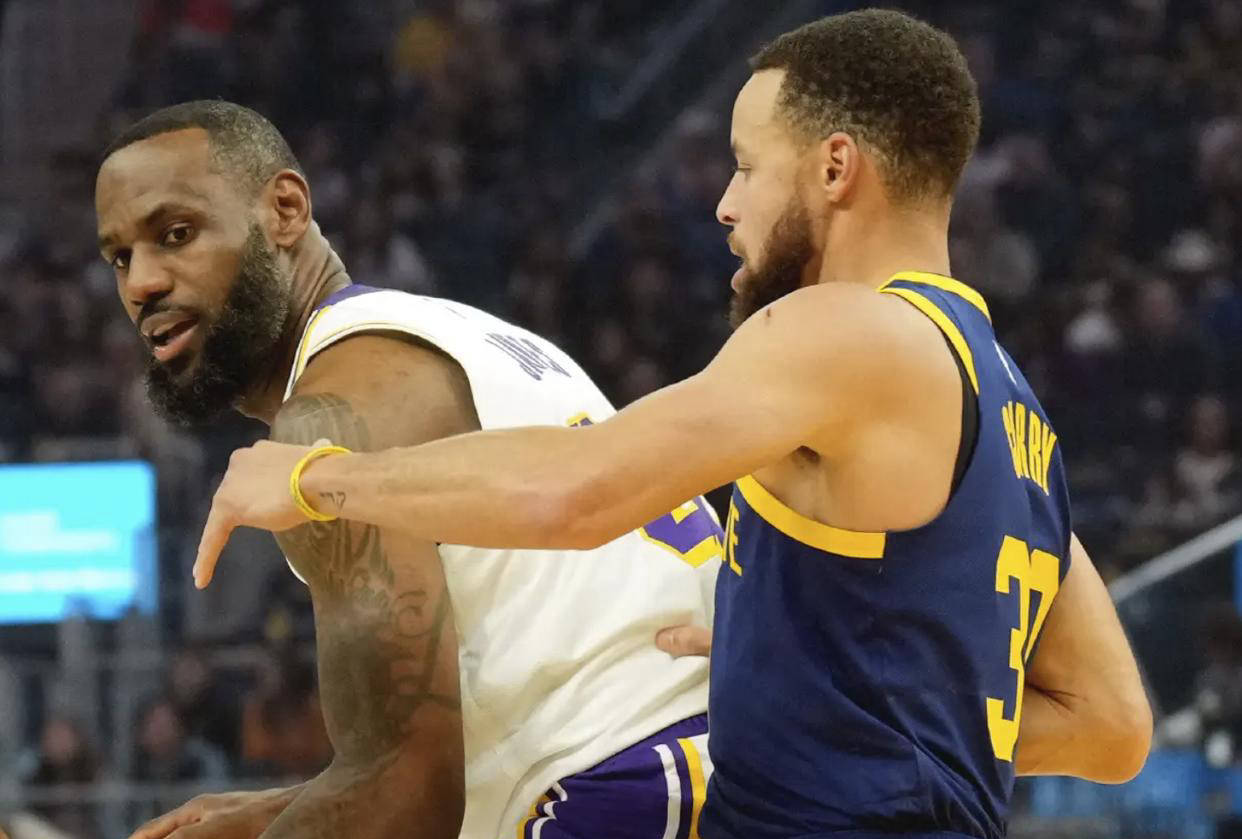 NG SPORTS-詹姆斯连续七场比赛得分超过大比分获胜，德国队不断突破！赢得满堂喝彩(詹姆斯总得分超乔丹的比赛)