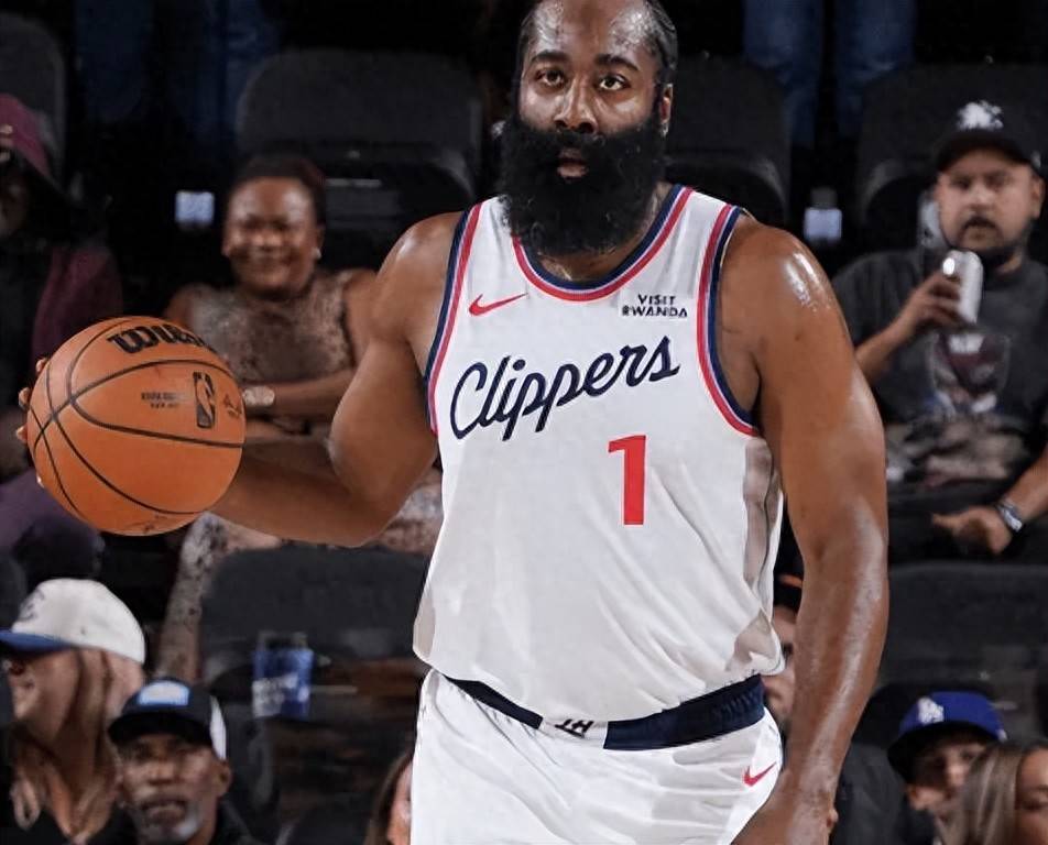 关于领先优势明显首场状态出色，湖人观众沸腾！，哈登重返赛场气势如虹延续的信息