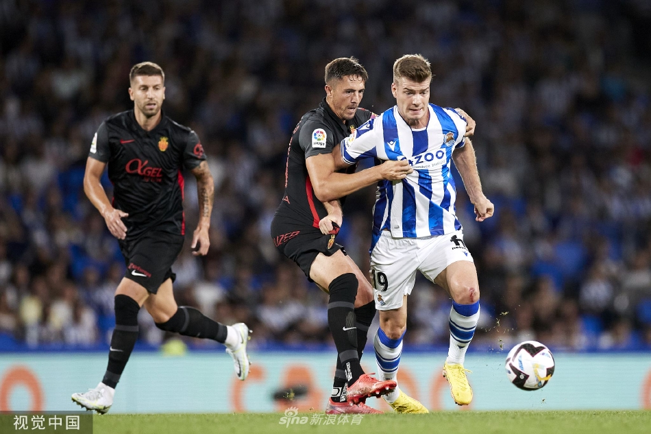 包含皇家社会内部会议纪要流出：窗口期战术微调；CBA常规赛使命明确；心理建设被强调的词条