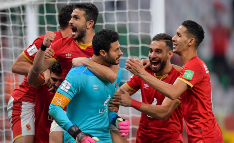  荷甲赛程吃紧；波尔图窗口期防线松动；管理层满意；临场指挥获称赞